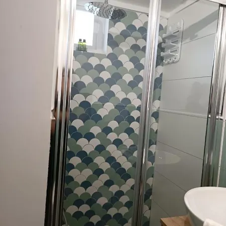 דירה Eden House בארי